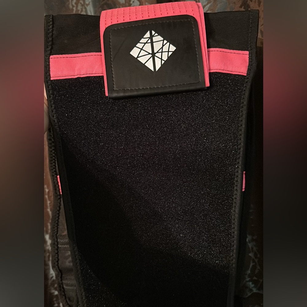 Mesh Structured Waist Trainer - Picture 8 of 8